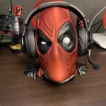 פסל "באסט " מעמד אוזניות דדפול  Deadpool headphone stand