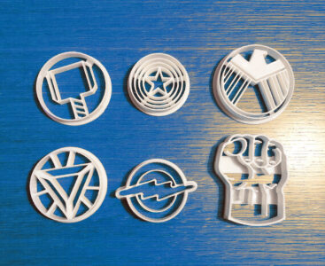 סט חותכני עוגיות הנוקמים