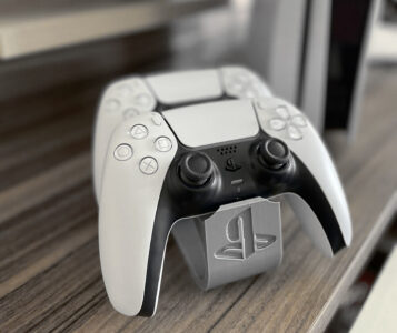 מעמד לשני שלטי סוני 5