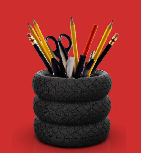 מעמד עטים בצורת צמיגים